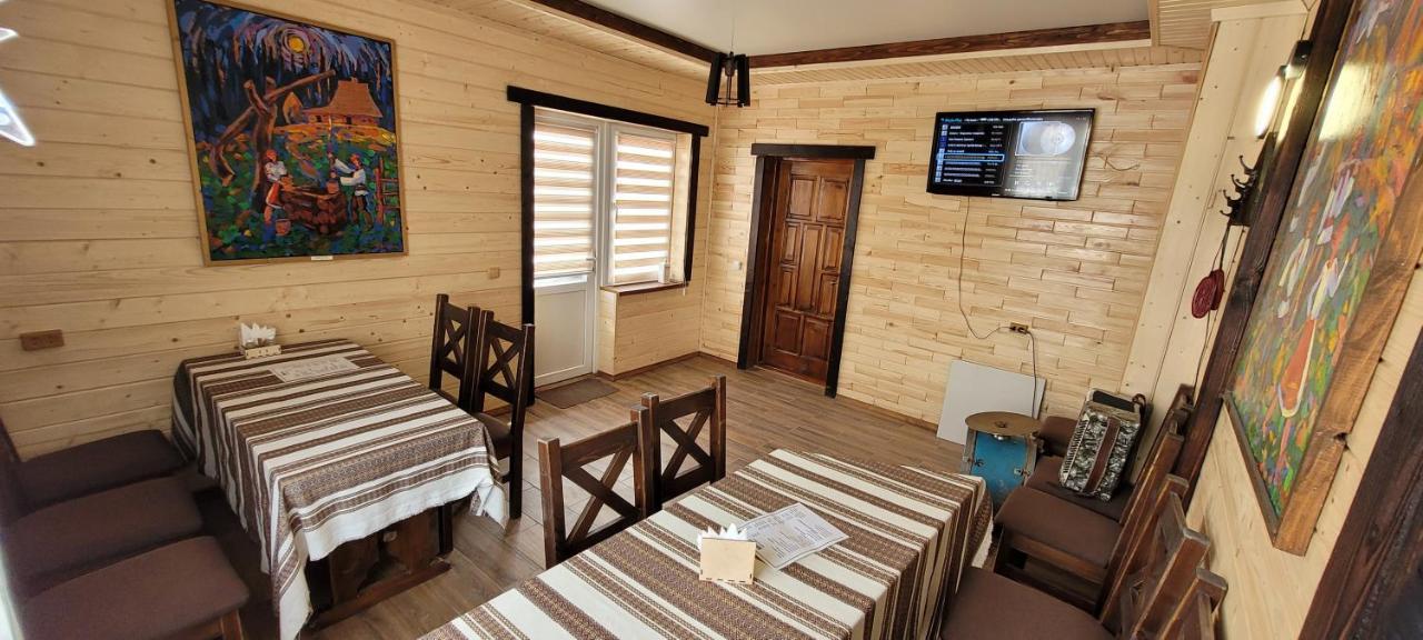 Коло Гір Hotel Kolochava Eksteriør billede